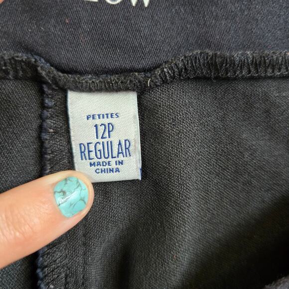 Croft and Barrow The Effortless Stretch Capri Pants Women's Size 12P Black - Picture 4 of 7